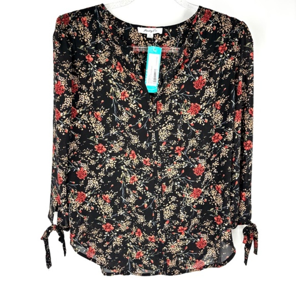 Monday Fun Amiyah Tie Sleeve Blouse Size Small Black NWT
